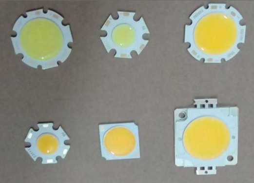 cree燈珠和led燈珠有什么區別(SMD燈珠和COB燈珠區別)